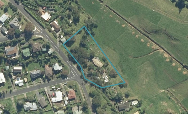 32 Bennett Street, Paeroa, Paeroa - Carousel 1