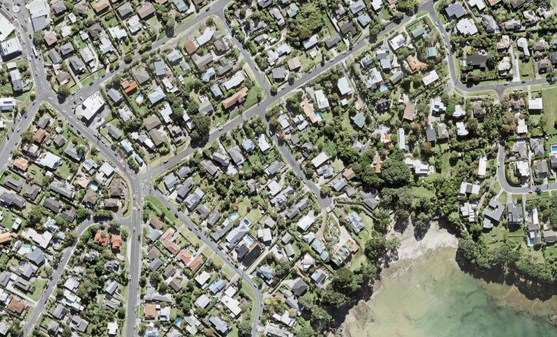 1/1 Gray Crescent, Torbay, Auckland - Carousel 1