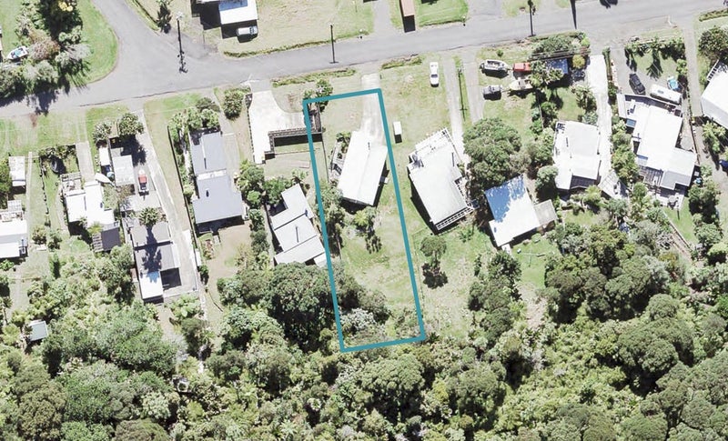 37 Foster Avenue, Huia, Auckland - Carousel 1