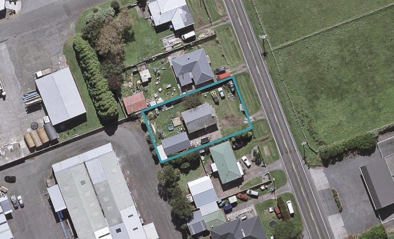 48 Egmont Road, Waiwhakaiho, New Plymouth - Carousel 1