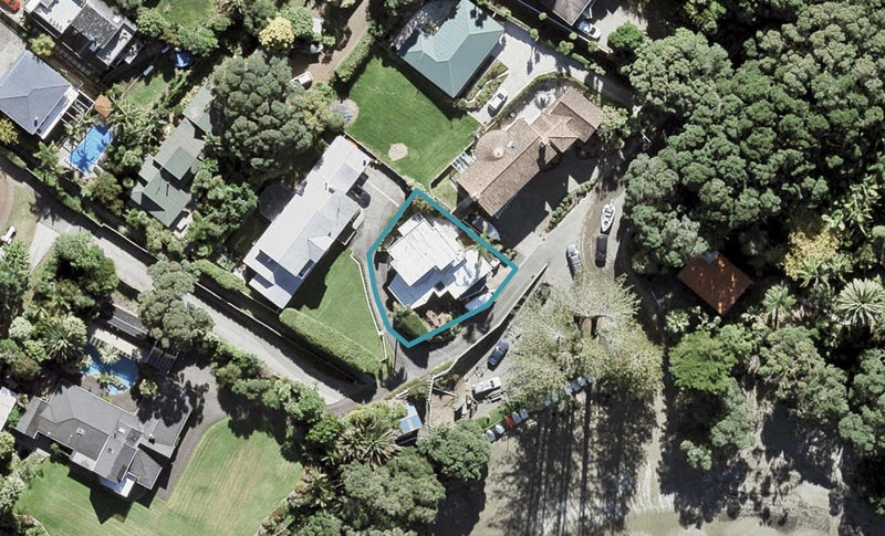 2/57 Rock Isle Road, Torbay, Auckland - Carousel 1