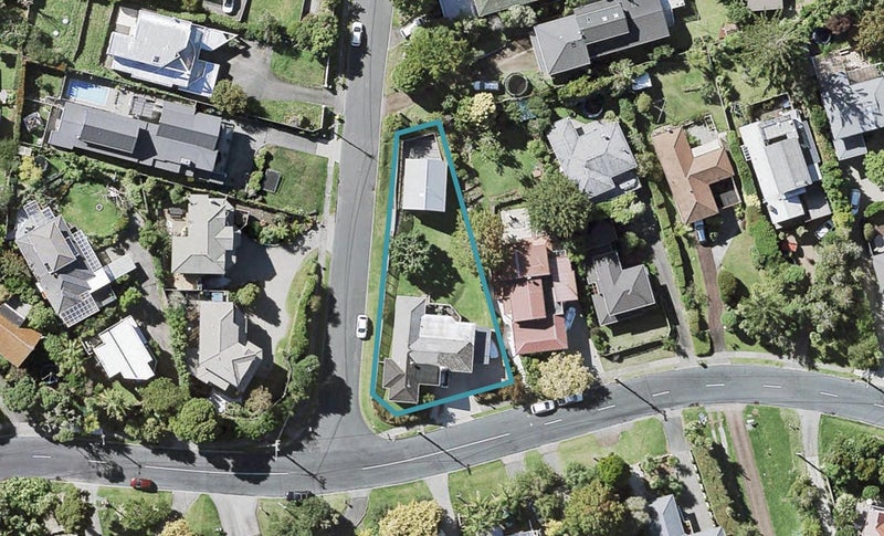31 Channel View Road, Campbells Bay, Auckland - Carousel 1