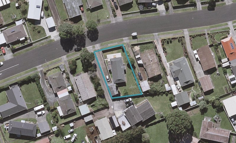 210 Parklands Avenue, Bell Block, New Plymouth - Carousel 1