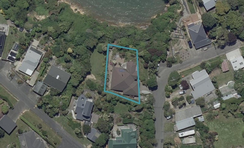 3 Cowal Street, Broad Bay, Dunedin - Carousel 1