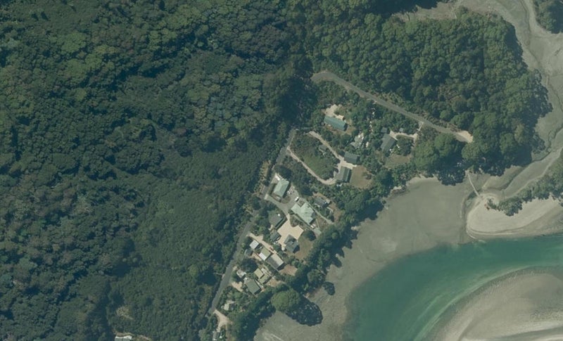 34 Nelson Street, Milnthorpe, Golden Bay / Mohua - Carousel 1