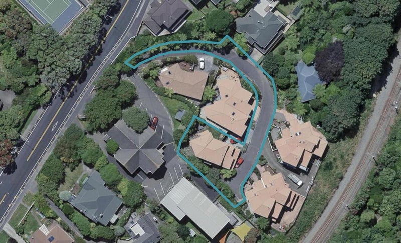 4/33 Box Hill, Khandallah, Wellington - Carousel 1
