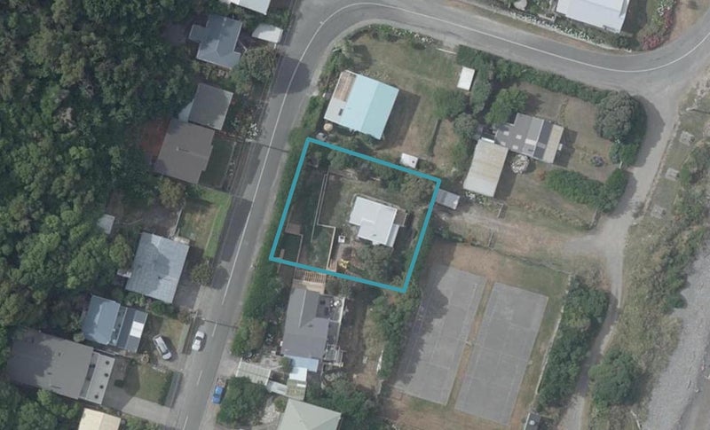 5 Moody Street, Gore Bay, Cheviot - Carousel 1