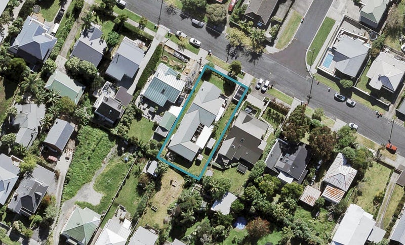 14 Bannerman Road, Morningside, Auckland - Carousel 1