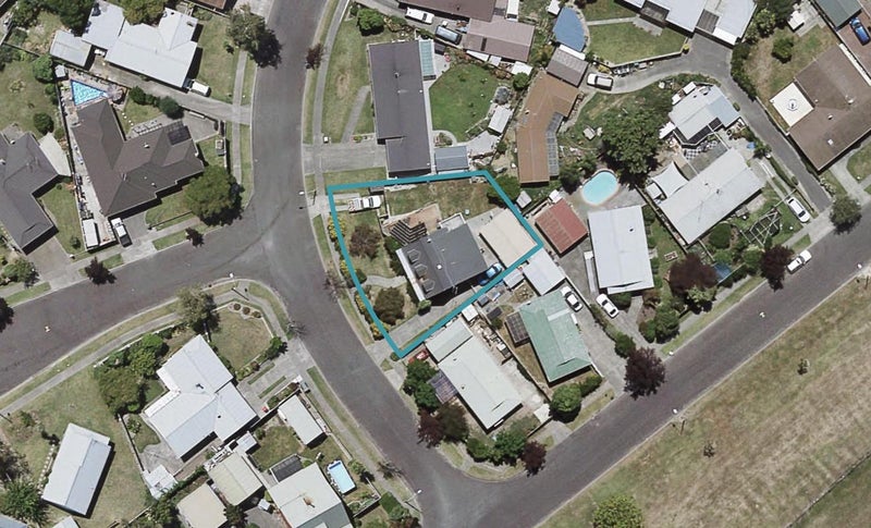9 Wainscott Street, Greenmeadows, Napier - Carousel 1