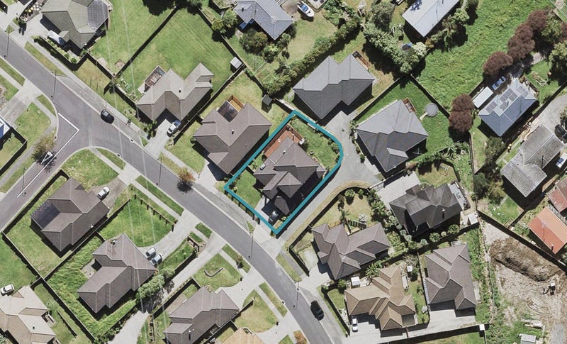 15 Cartmel Avenue, Massey, Auckland - Carousel 1