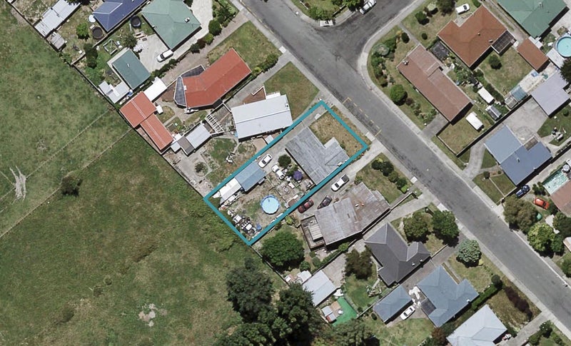 537 Lowe Street, Camberley, Hastings - Carousel 1
