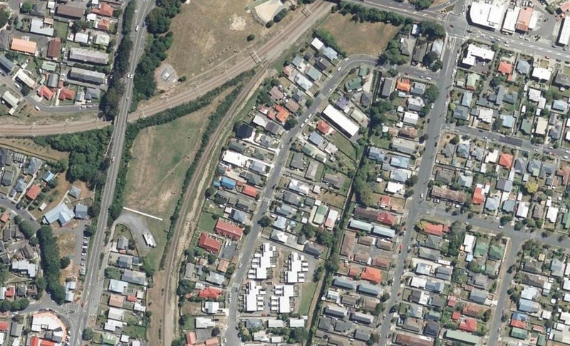 36 Awamutu Grove, Waiwhetu, Lower Hutt - Carousel 1