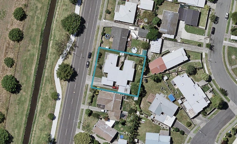327B Westminster Avenue, Tamatea, Napier - Carousel 1
