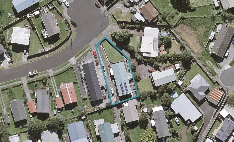 20 Tahurangi Place, Spotswood, New Plymouth - Carousel 1