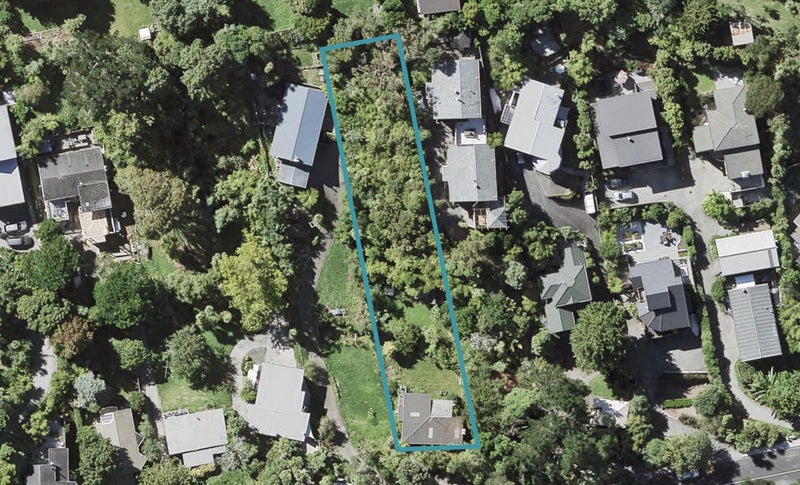 82 Braemar Road, Castor Bay, Auckland - Carousel 1