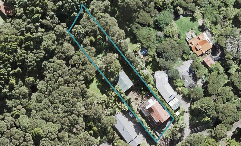28 Napuka Road, Henderson Valley, Auckland - Carousel 1