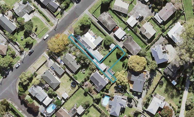 15A Ranch Avenue, Beach Haven, Auckland - Carousel 1