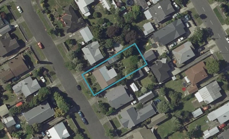 39 Burns Avenue, Takaro, Palmerston North - Carousel 1