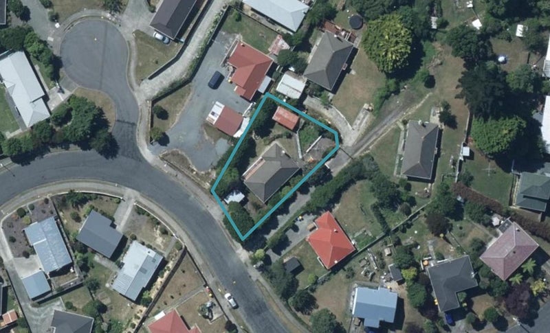 114 Gear Terrace, Ranui, Porirua - Carousel 1