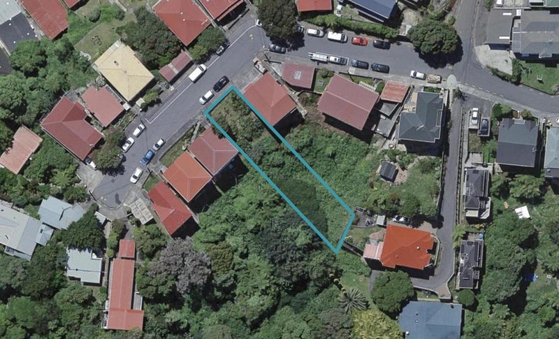 5 Landcross Street, Kelburn, Wellington - Carousel 1