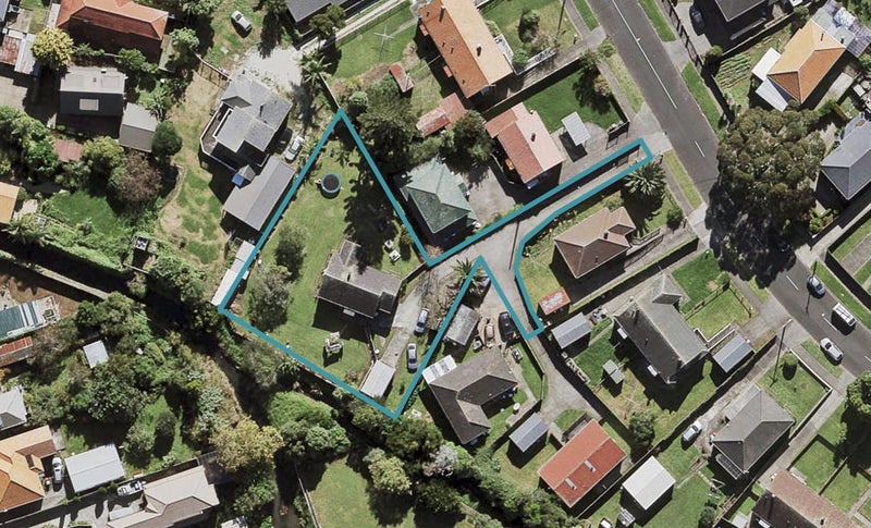 58 Bremner Avenue, Mount Roskill, Auckland - Carousel 1