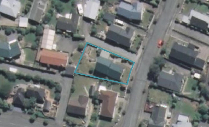 4 Cook Street, Oceanview, Timaru - Carousel 1