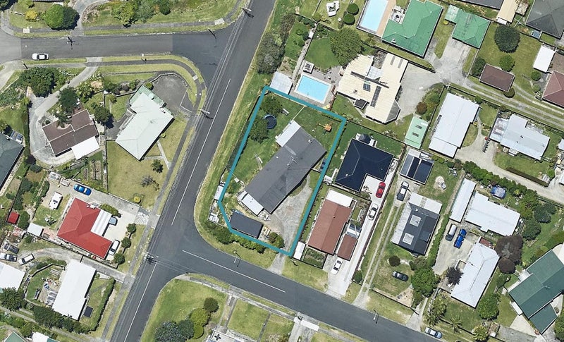 43 Tuthill Street, Gate Pa, Tauranga - Carousel 1