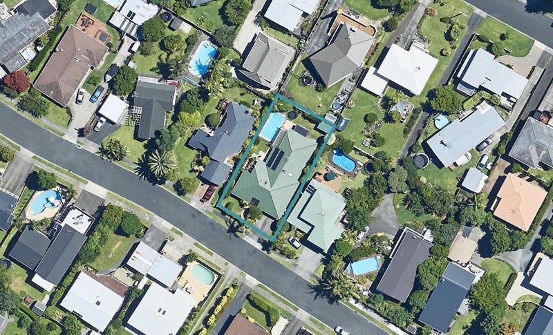 11 Takapu Street, Matua, Tauranga - Carousel 1