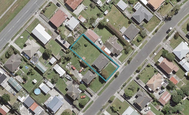 55 Compton Crescent, Taita, Lower Hutt - Carousel 1