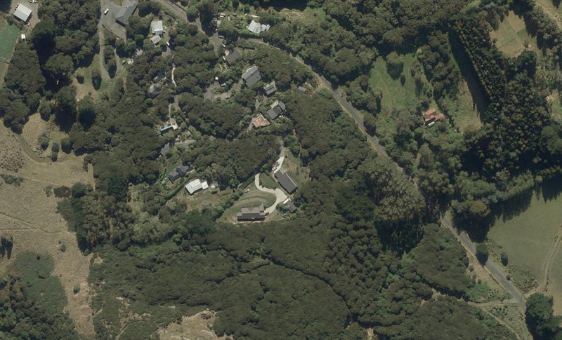 22 Treetop Drive, Portobello, Dunedin - Carousel 1