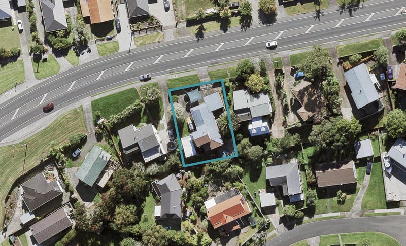 49 Hobsonville Road, West Harbour, Auckland - Carousel 1