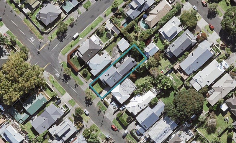 113 Warnock Street, Westmere, Auckland - Carousel 1