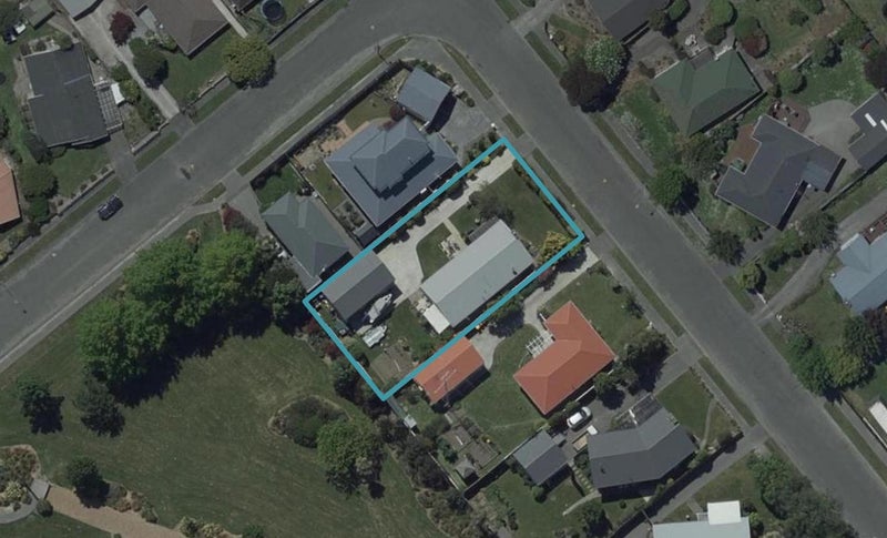 17 Harling Avenue, Hillmorton, Christchurch - Carousel 1