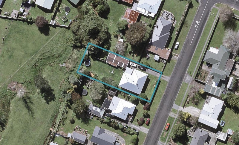 2 Nikau Street, Inglewood, Inglewood - Carousel 1