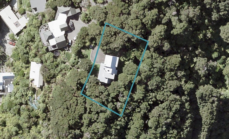 3 Ngaumatau Road, Point Howard, Lower Hutt - Carousel 1