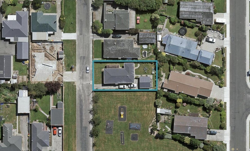 52 Holloway Street, Waikiwi, Invercargill - Carousel 1