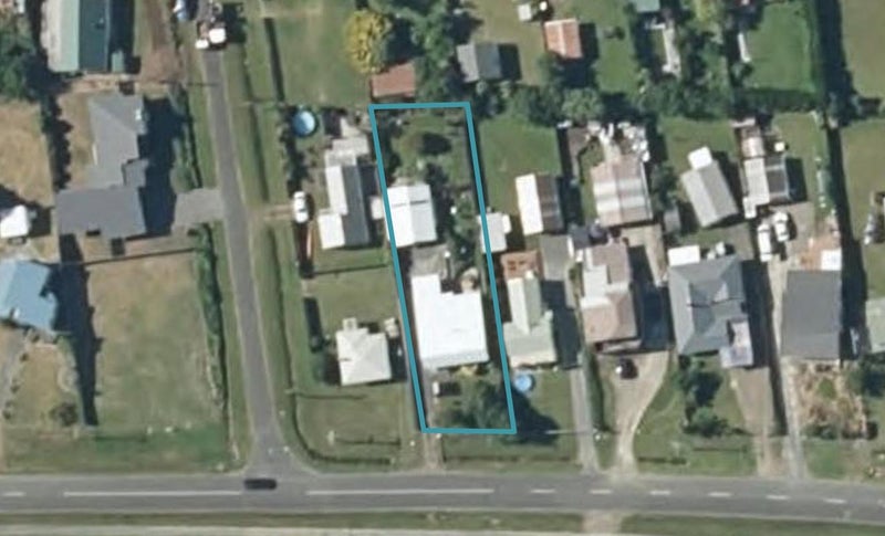 17 Bond Street, Foxton Beach, Foxton - Carousel 1