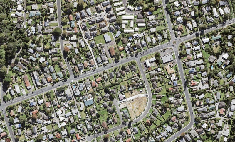 4/191 Beach Haven Road, Beach Haven, Auckland - Carousel 1