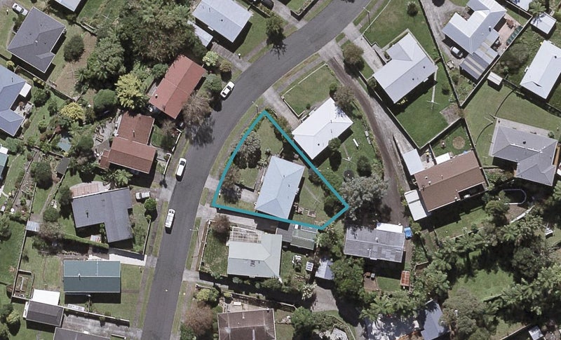 37 Penrith Street, Westown, New Plymouth - Carousel 1