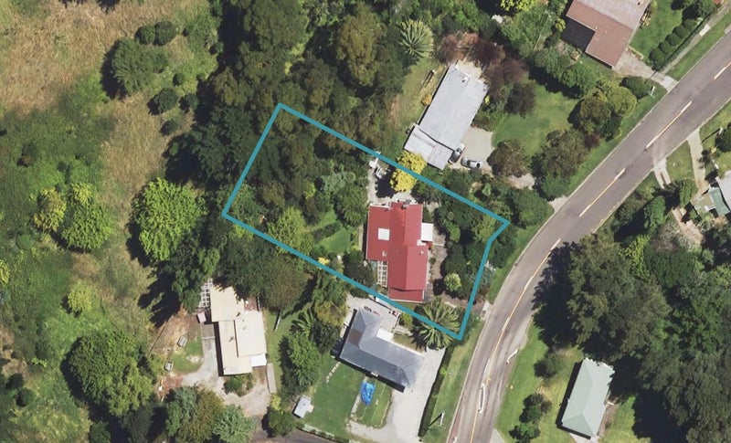 79 Endcliffe Road, Kaiti, Gisborne - Carousel 1