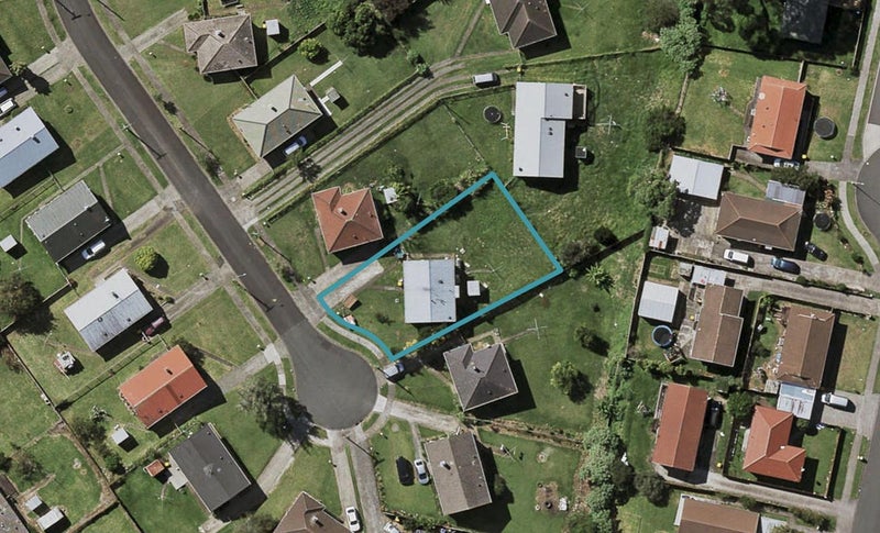 20 Wynton Place, Otara, Auckland - Carousel 1