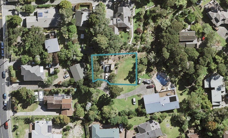 118A Atkinson Road, Titirangi, Auckland - Carousel 1