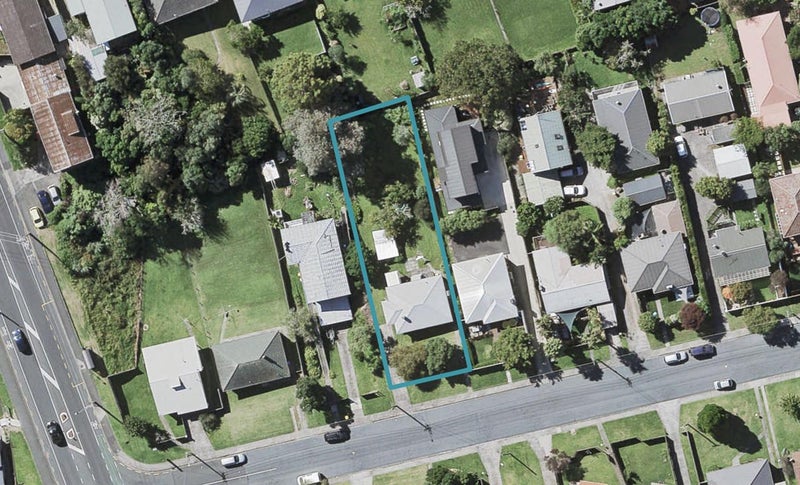 6 Montgomery Avenue, Belmont, Auckland - Carousel 1