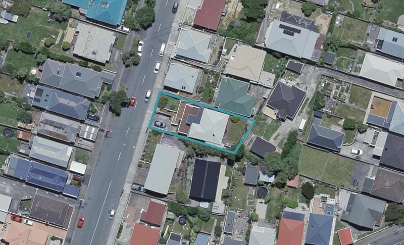 205 Clyde Street, Island Bay, Wellington - Carousel 1
