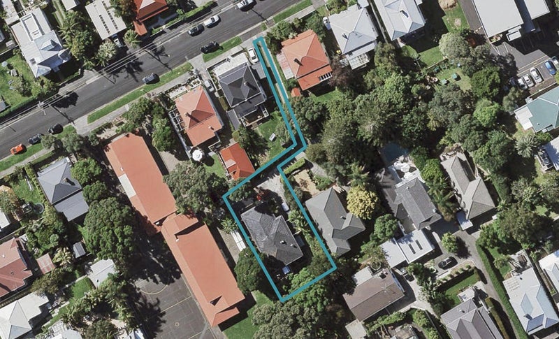 10A Owens Road, Devonport, Auckland - Carousel 1