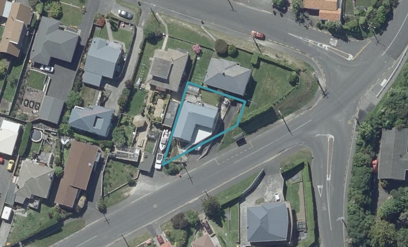 12 Aberdeen Road, Saint Clair, Dunedin - Carousel 1