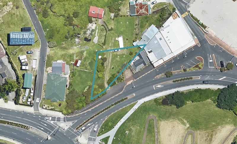 53 Lake Road, Ohinemutu, Rotorua - Carousel 1