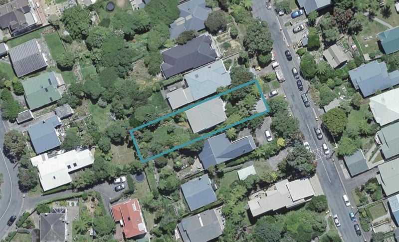 67 Nottingham Street, Karori, Wellington - Carousel 1