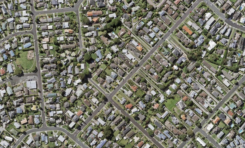 39 Gordon Avenue, Forrest Hill, Auckland - Carousel 1
