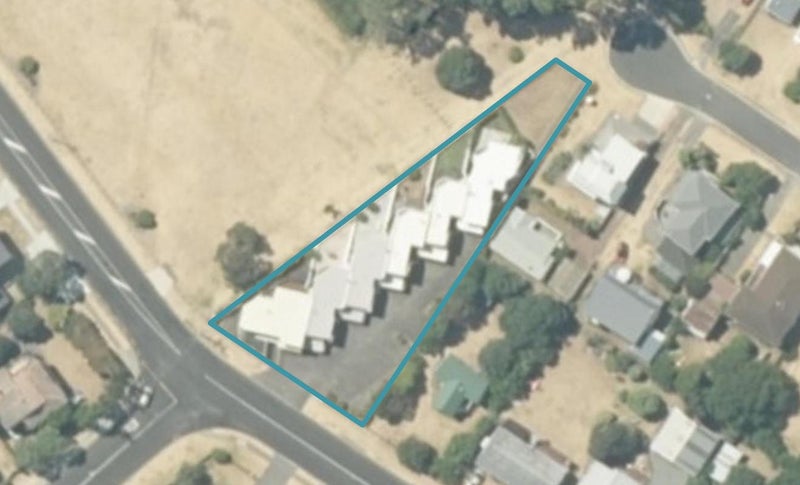 500A Ocean Road, Whangamata, Whangamatā - Carousel 1